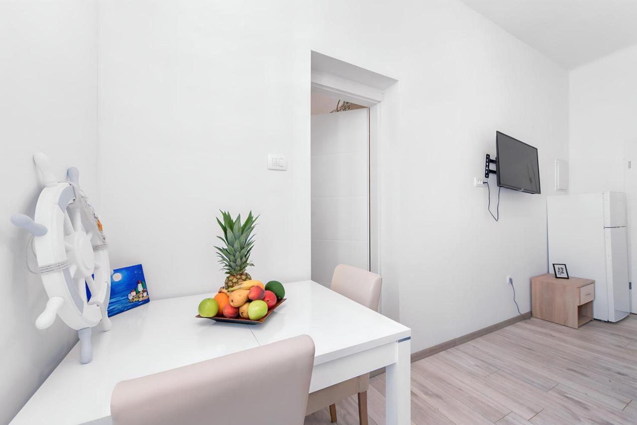 City Studio Market 5 - Rijeka Rent Exterior photo